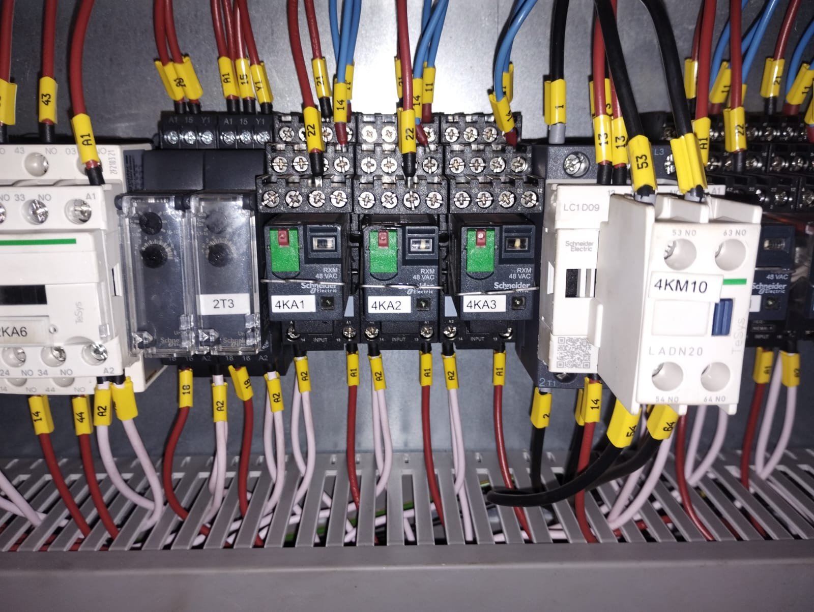 Armado de Tableros Eléctricos