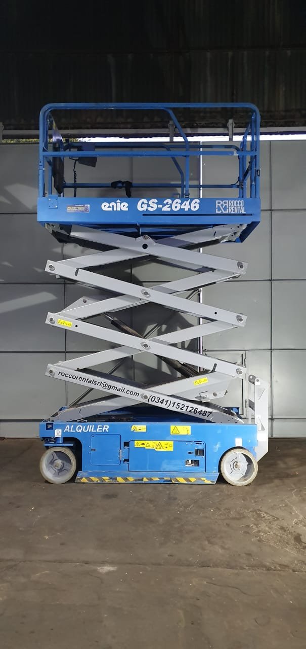 Alquiler de plataformas eléctricas tipo tijeras